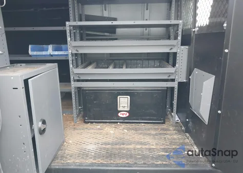 2017 Chevrolet Express 2500 Work Van z USA, uszkodzony, nr VIN 1GCWGAFF8H1247800